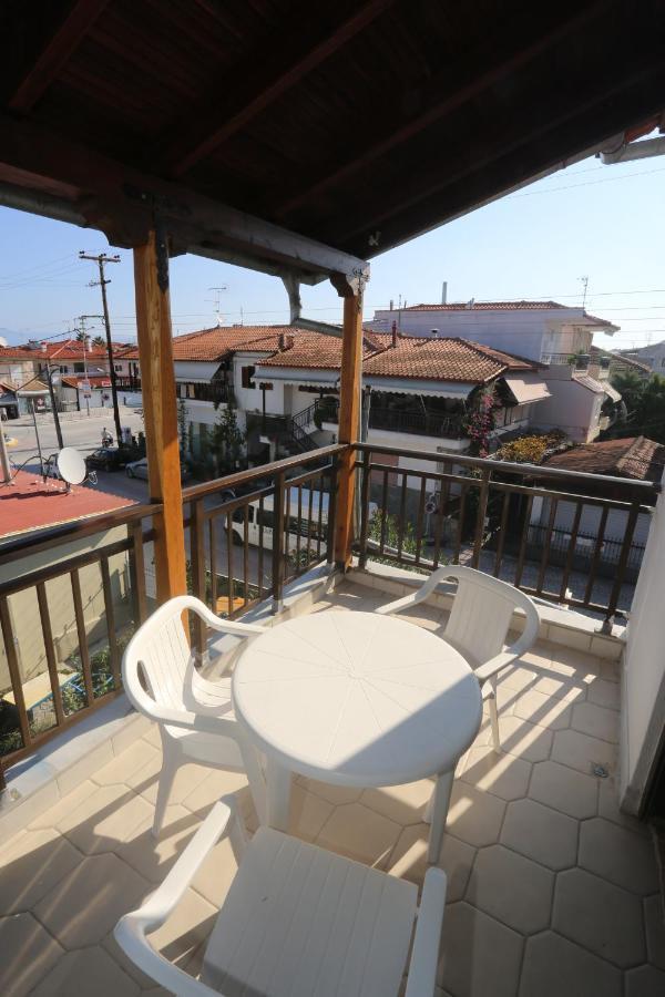 Apartments Villa Castor Pefkochori Exterior foto