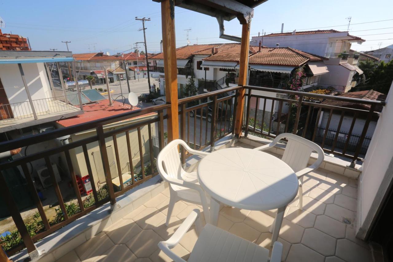 Apartments Villa Castor Pefkochori Exterior foto