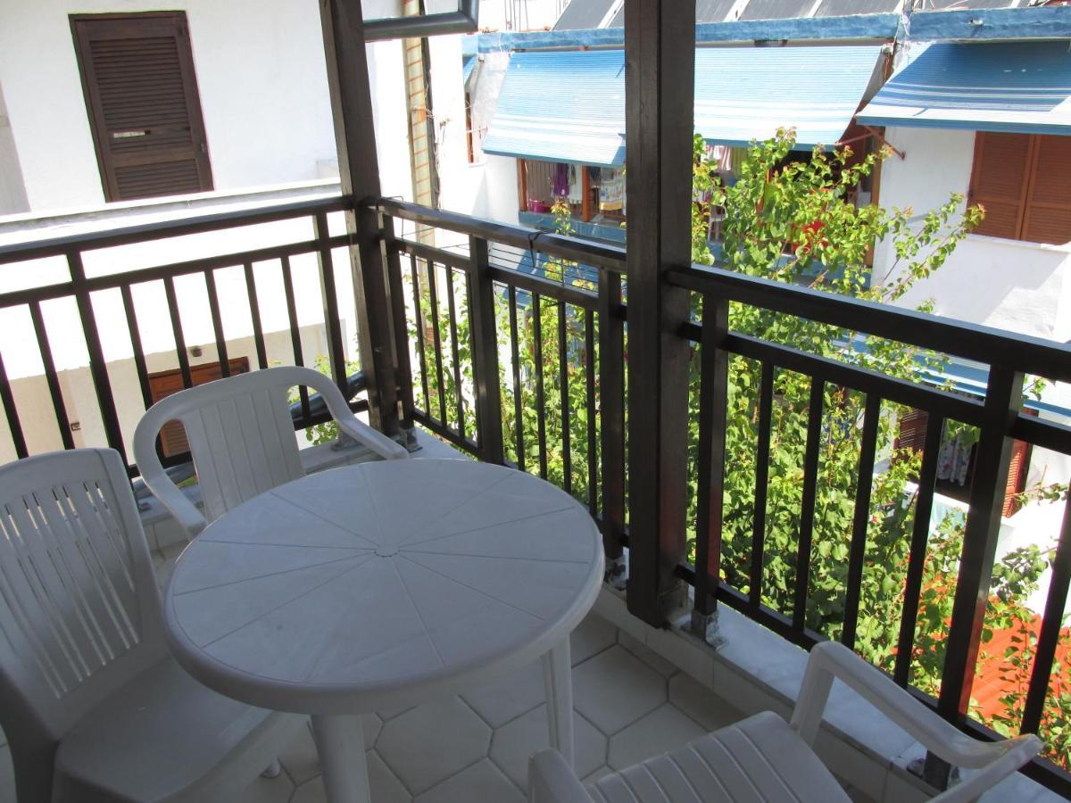 Apartments Villa Castor Pefkochori Exterior foto